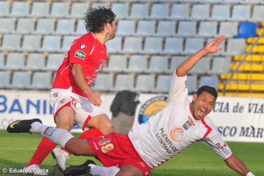 Eficácia e felicidade leirienses ditam derrota dos encarnados – Imagem 1