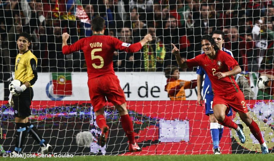 Bruno Alves e "ferros" dão avanço a Portugal – Imagem 1