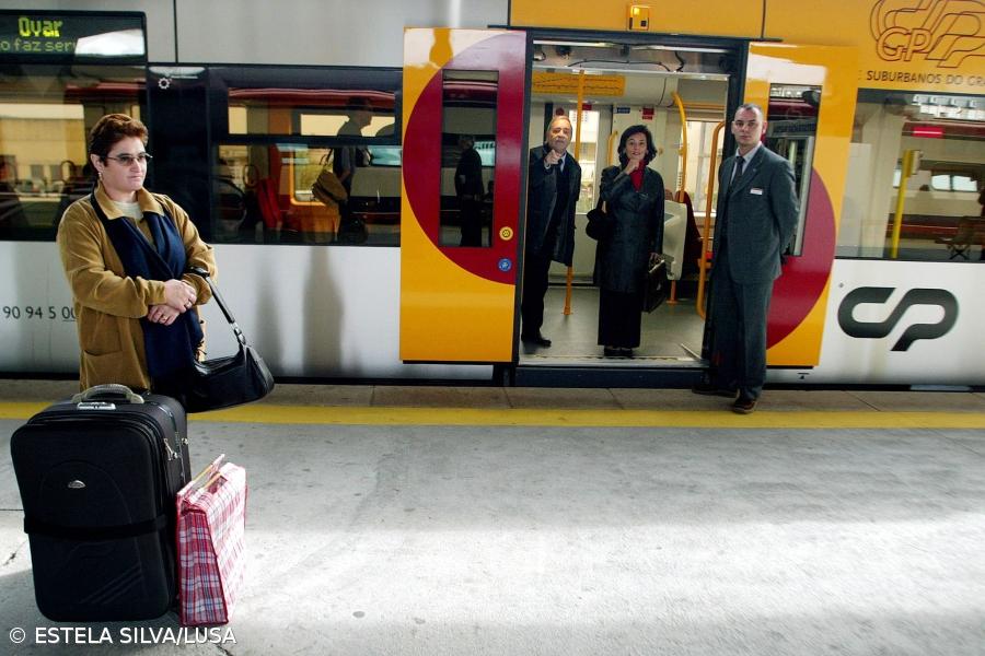 CP e sindicato dos maquinistas reúnem-se hoje para tentar evitar greve – Imagem 1