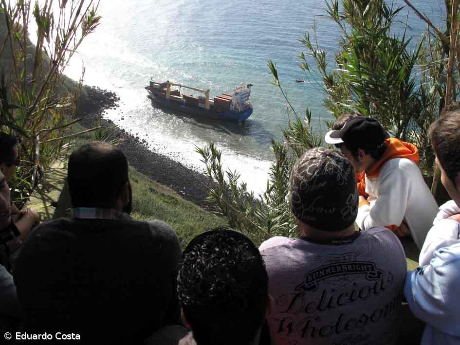 Combustível do S. Gabriel deve ser retirado esta sexta-feira – Imagem 1