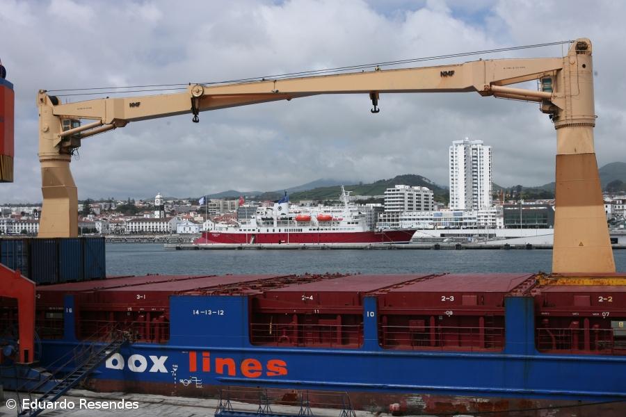 Trabalhadores portuários avançam com pré-aviso de greve – Imagem 1