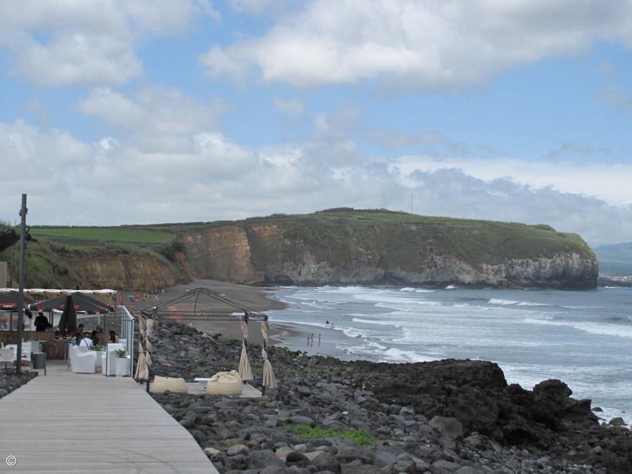 Turista morre na Praia de Santa Bárbara na Ribeira Grande – Imagem 1