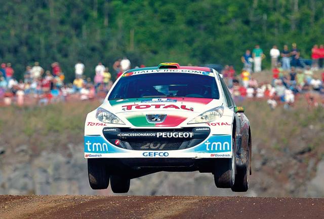 Bruno Magalhães lidera 