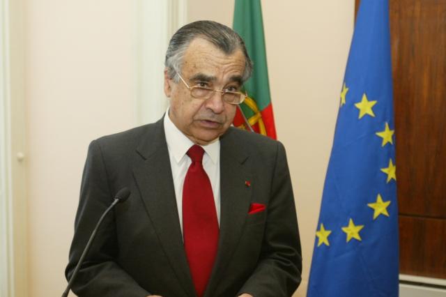 Autonomia deve assentar no "voto consciente dos açorianos"