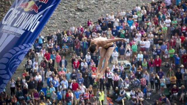 Steven LoBue estreia-se a vencer em Wales