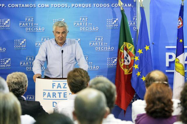 Artur Lima assume derrota e culpa "forte bipolarização"