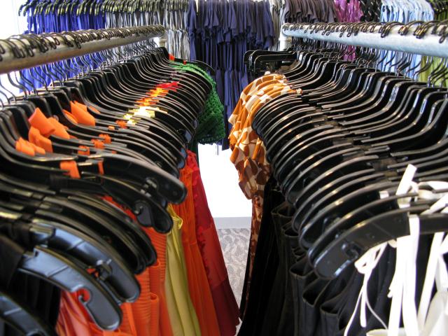 Quase metade dos consumidores em Portugal vai fazer compras na Black Friday ou Cyber Monday