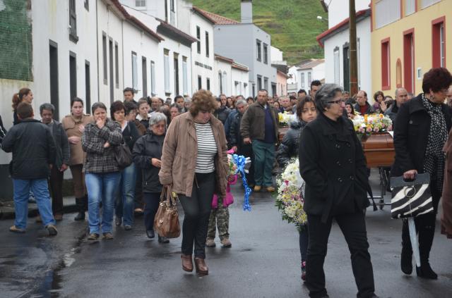 População só poderá regressar a casa na segunda-feira