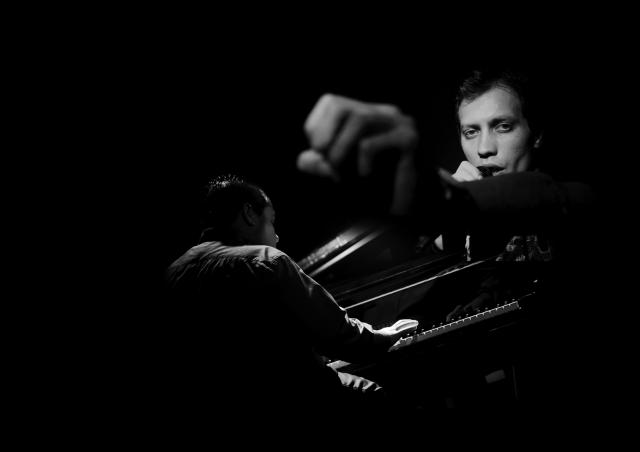 Connection ao vivo no Teatro Micaelense