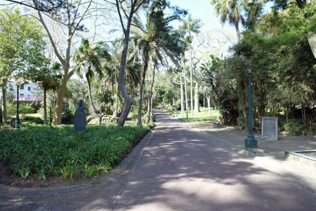 Ponta Delgada fecha seis espaços públicos devido às previsões de mau tempo