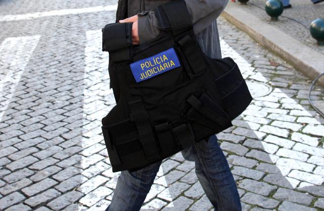 Bebé encontrado morto no centro de resíduos em Santa Maria