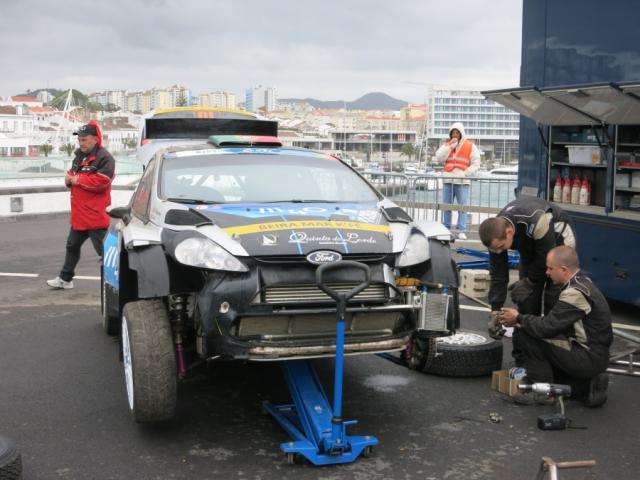 Saída de estrada dita fim do caminho de Bernardo Sousa (áudio)