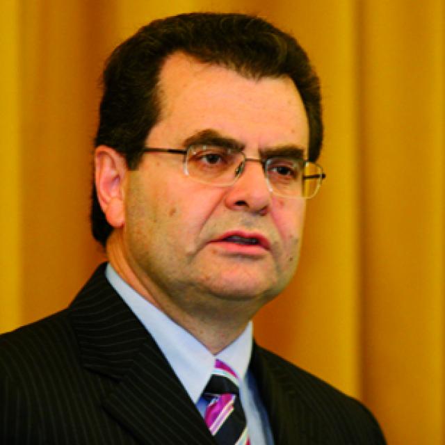 A Universidade, a inovação e as empresas