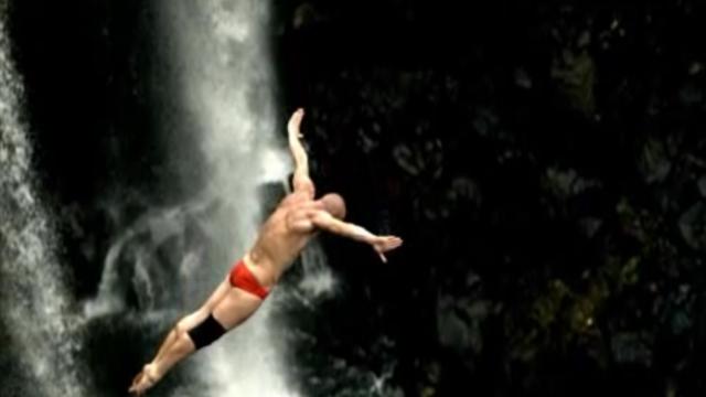 Vila Franca do Campo recebe o Red Bull Cliff Diving este sábado (vídeo)