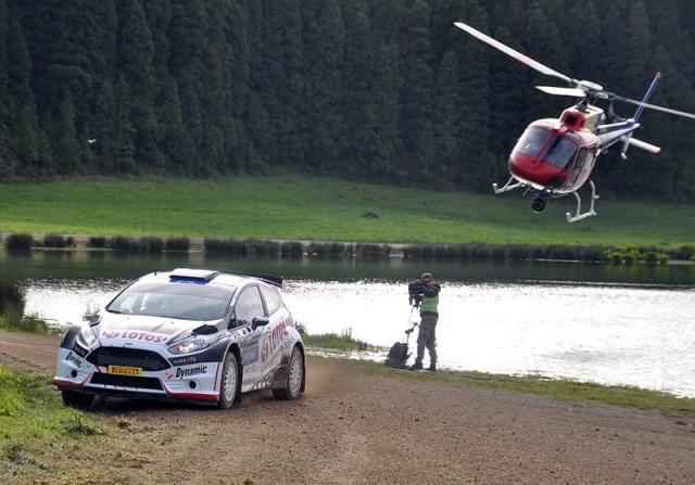 Kajetanowicz rouba tempo à liderança de Breen nas Feteiras 1