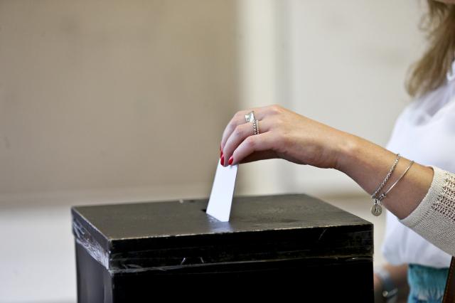 Projeções dão vitória à coligação PSD/CDS-PP