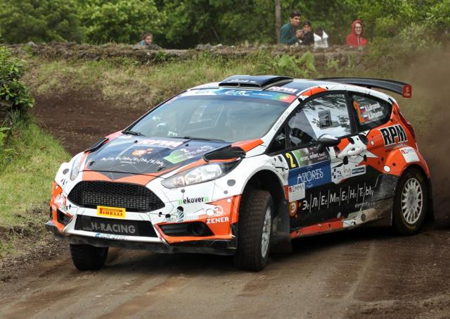 Lukyanuk assume liderança após vitória no Pico da Pedra Golfe 1