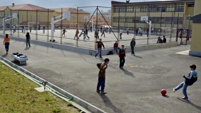 Falta de professores alastrou a escolas de todo o país 