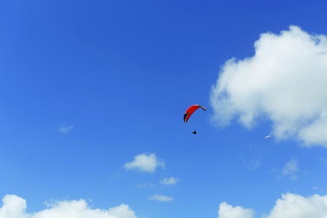 Festival de Parapente dos Açores volta a pintar o céu