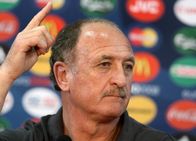 "Em princípio vai jogar a mesma equipa", Scolari