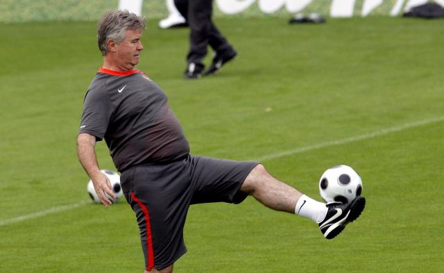 Guus Hiddink, o estrangeiro que levou "ideia nacional" à Rússia