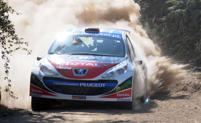 Bruno Magalhães queixa-se do público micaelense