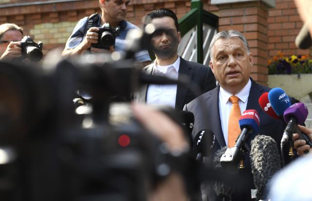 Orbán dramatiza legislativas como escolha entre perda de independência ou liberdade