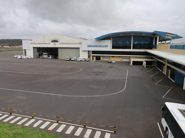 Governo dos Açores garante situação "acautelada" nas Lajes