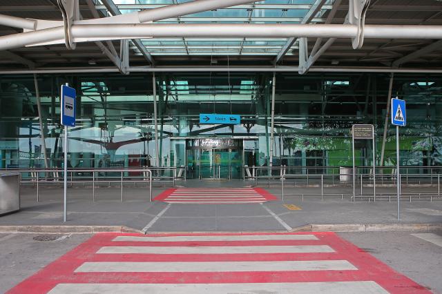 Passageiros nos aeroportos nacionais sobem 4,7% em 2025 para mais de 73 milhões