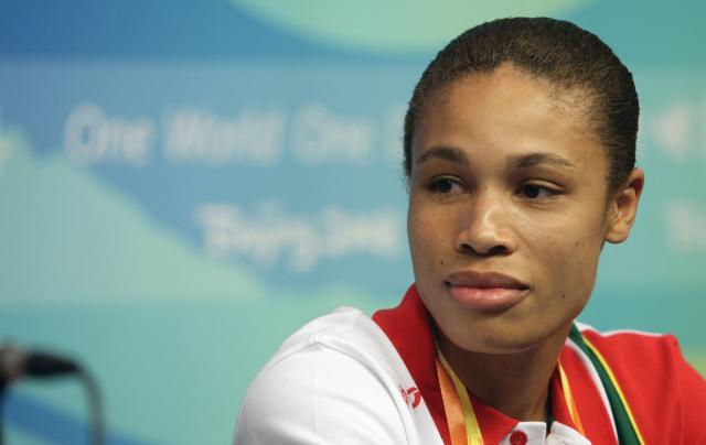 Naide Gomes falha final do comprimento