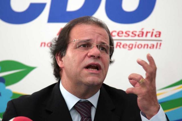 PCP quer mais vozes no Parlamento regional