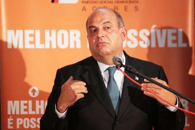 "César tem medo de debate a dois"