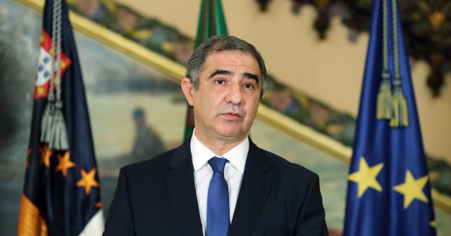 Bolieiro agradece empenho no combate ao vírus e apela a cumprimento das regras