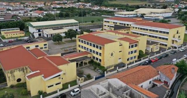 Presidente da Associação de Pais e Encarregados de Educação da ESRG desde 2017