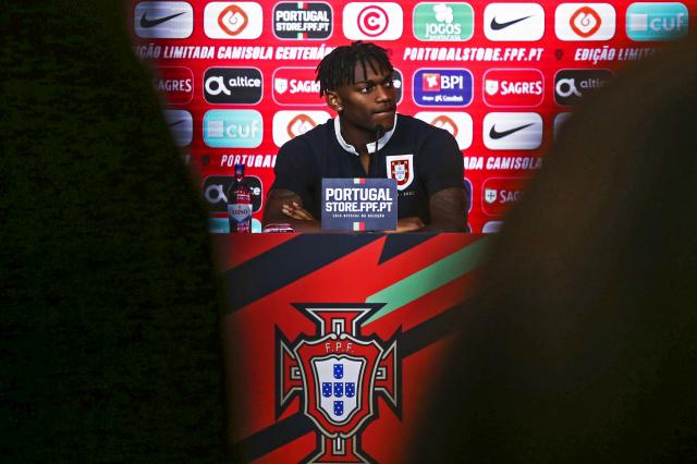 Leão herda o número '7' de Ronaldo, Bruno ou Bernardo como capitão