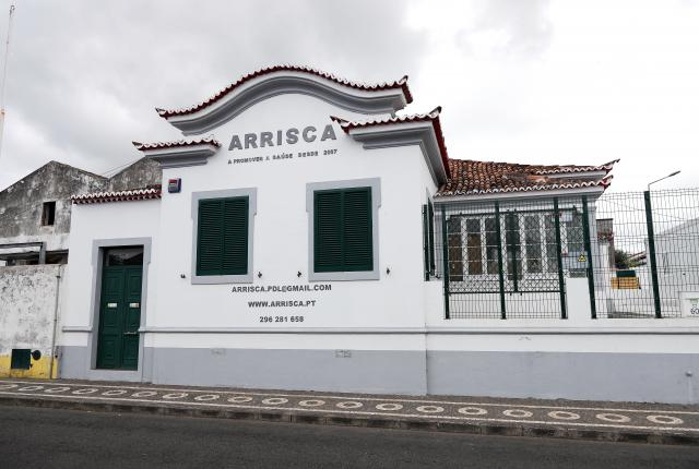 Governo diz que cabe à ARRISCA reorganizar os serviços