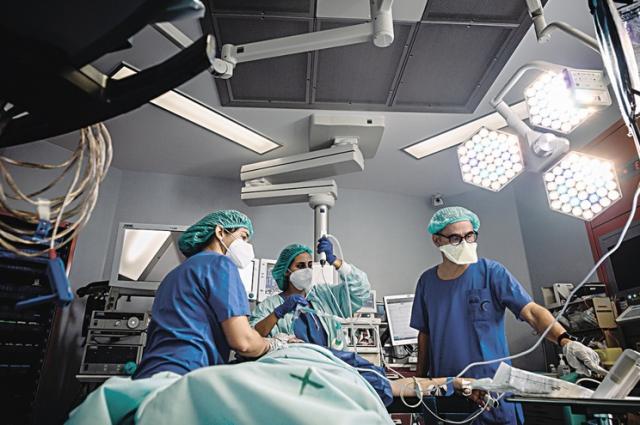 Lista de espera para cirurgia nos Açores volta a aumentar em novembro para 13.352 utentes