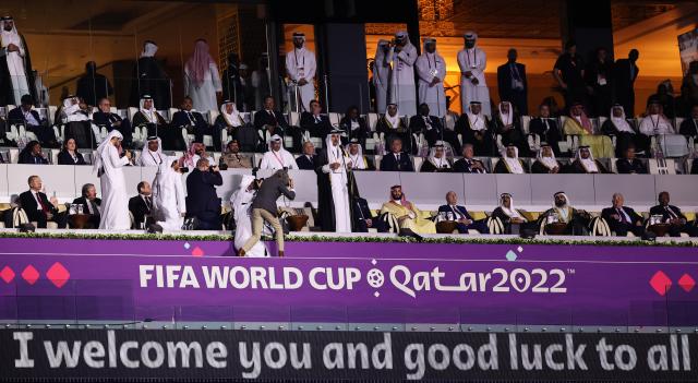 Entre a hipocrisia, o encolher de ombros e os direitos humanos