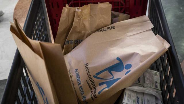 Mais de 4.400 doadores contribuiram na última campanha 'online' do Banco Alimentar