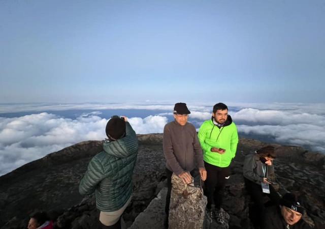 Bispo de Angra comandou subida ao topo do país para incitar jovens a tocar o céu