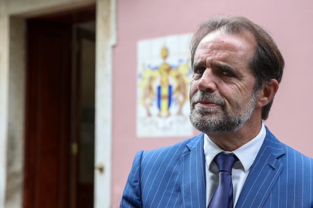 Albuquerque espera que novo ministro exerça um “bom mandato” e resolva questões urgentes na Madeira