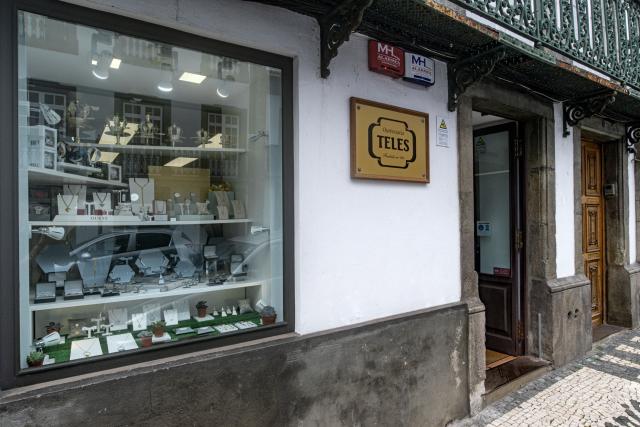 Ourivesaria Teles foi fundada há quase 100 anos em Angra do Heroísmo