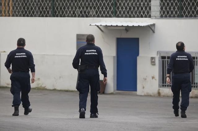 Sindicato dos guardas alerta para presença de gangues de tráfico nas prisões