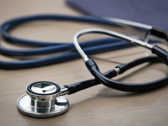 Percentagem de utentes com médico de família atribuído deve manter-se até 2027