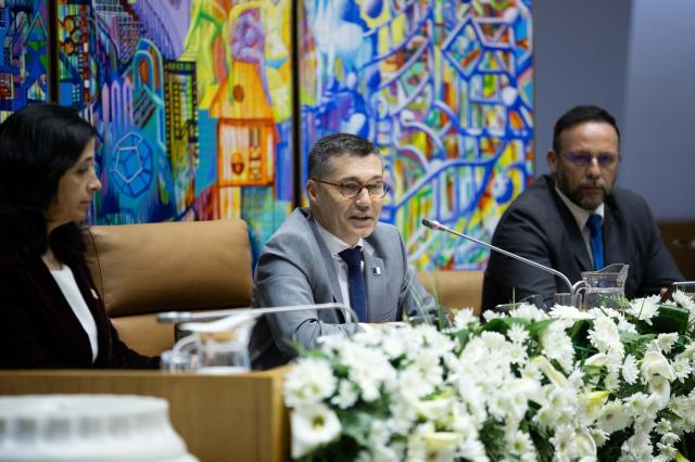 Presidente da Assembleia dos Açores pede ação concertada na defesa das ultraperiferias