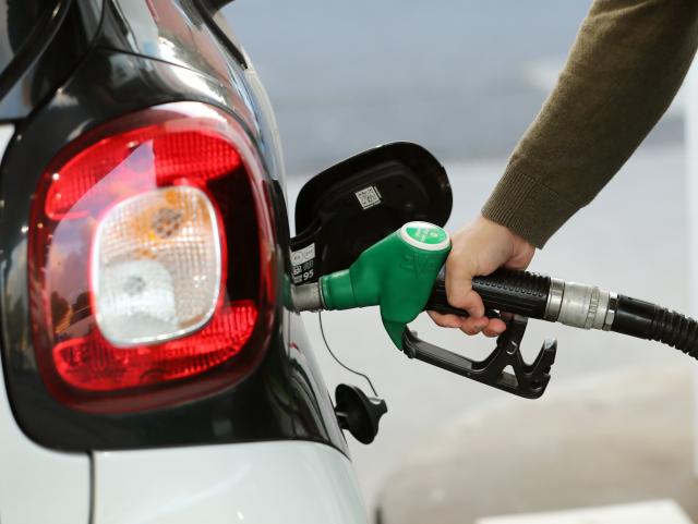 Consumo de gasolina aumentou 20 milhões de litros em 10 anos