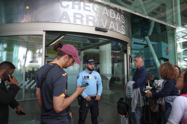 Aeroporto de Lisboa é reforçado com 24 militares da GNR