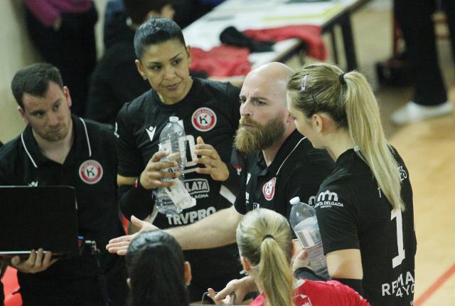 Clube K averba terceira derrota consecutiva na Liga