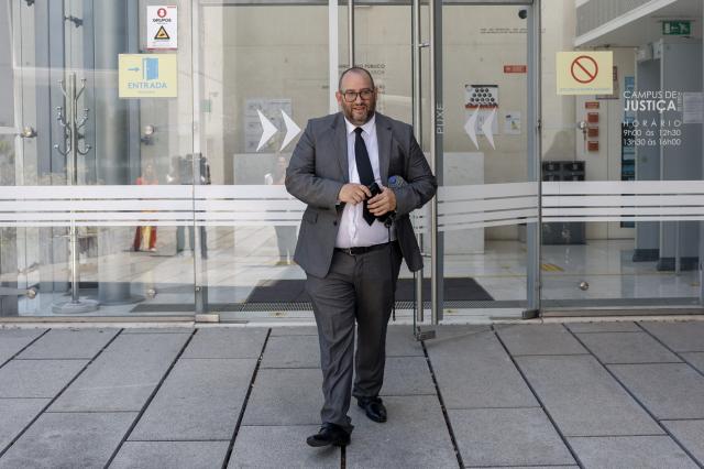 Tribunal de instrução decide que mulher de ex-deputado do Chega Miguel Arruda vai a julgamento