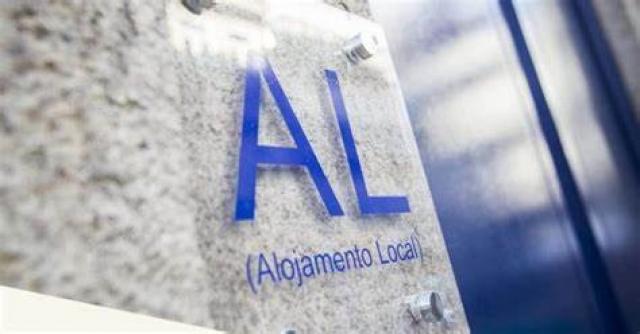 Com a quebra nas dormidas há Alojamentos Locais que já estão à venda